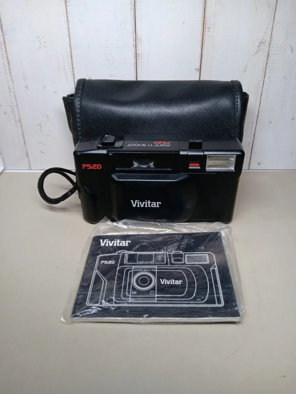 Camera Vivitar Point and Shoot PS:20 Unused in Case with Manual